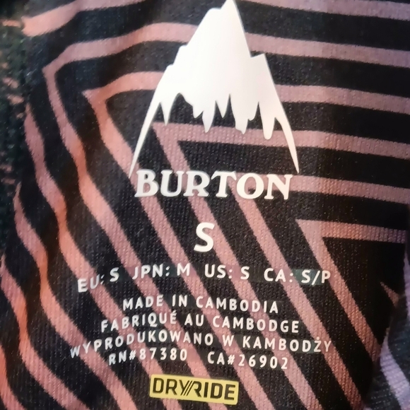 Name brand clothing for the whole family! - Picture 4 of 15